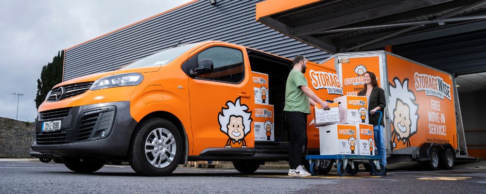 Couple using the StorageWise facility